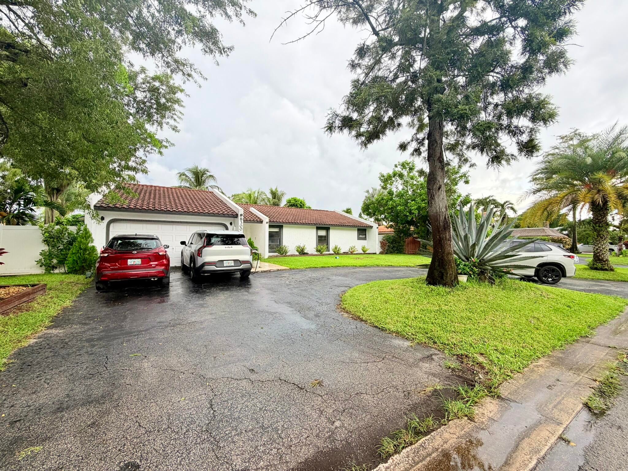 8300 NW 14TH Court