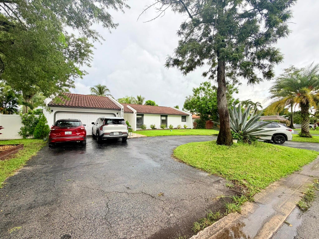 Photo of 8300 NW 14TH Court, Coral Springs, FL 33071 (MLS # B26085282)