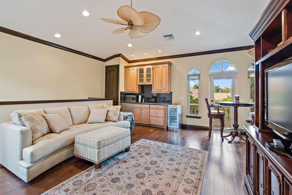 Admirals Cove - Residential