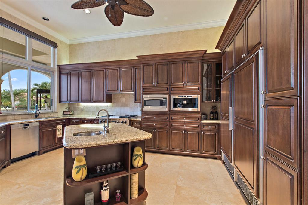 Admirals Cove - Residential