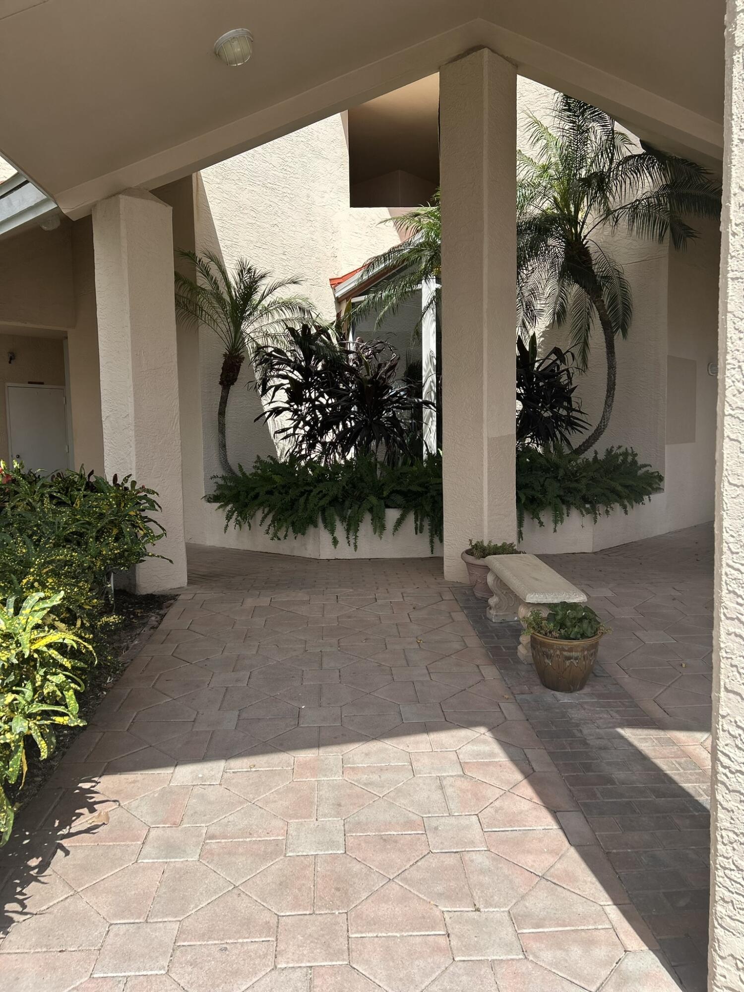 3870 N Highway A1a 704