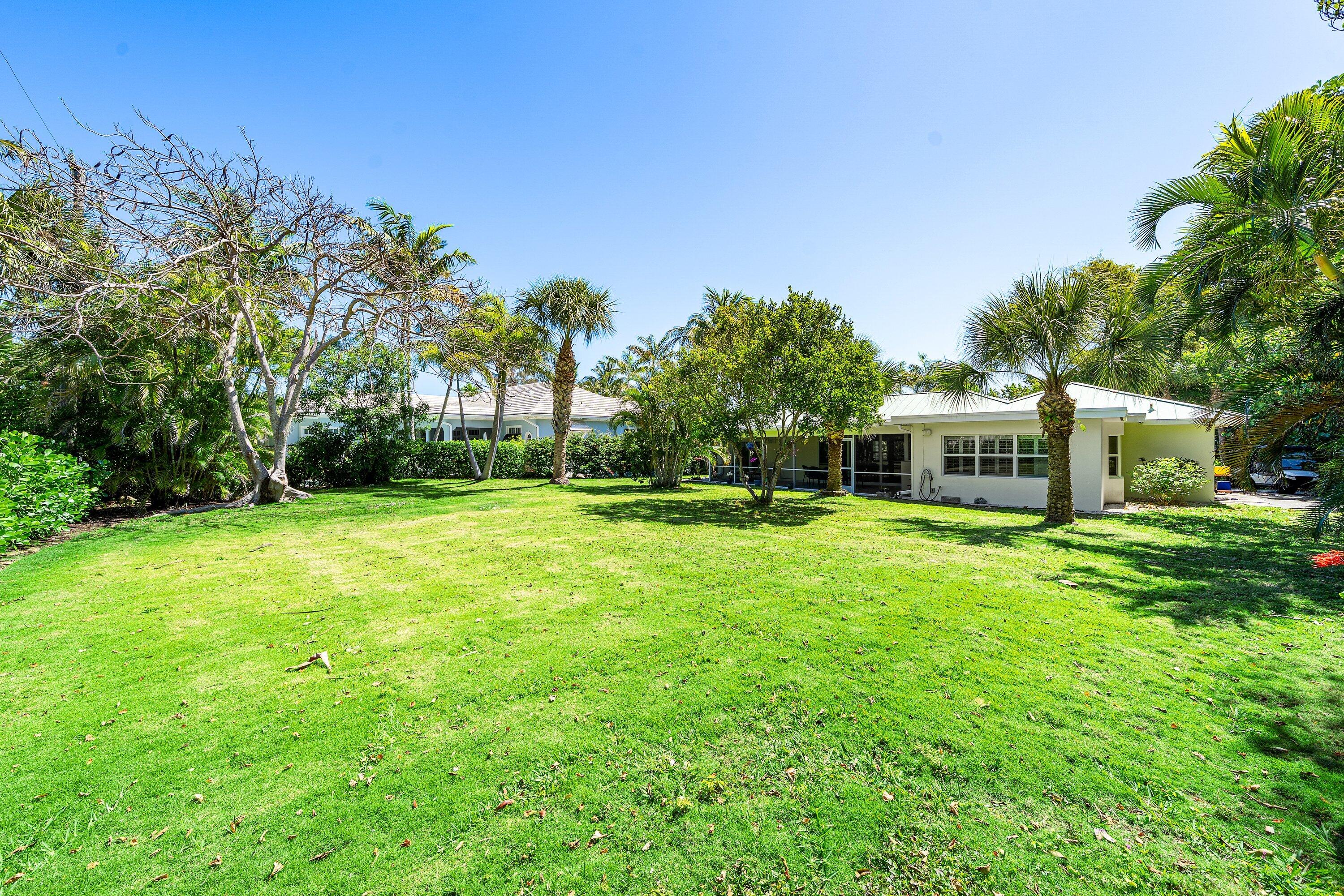 TROPICAL SHORES - Residential Lease