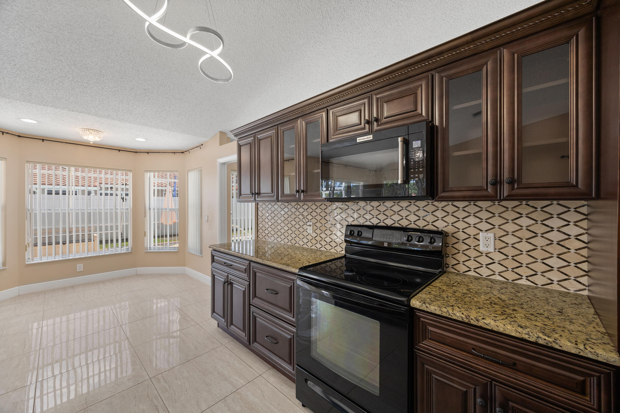 COQUINA LAKES - Residential