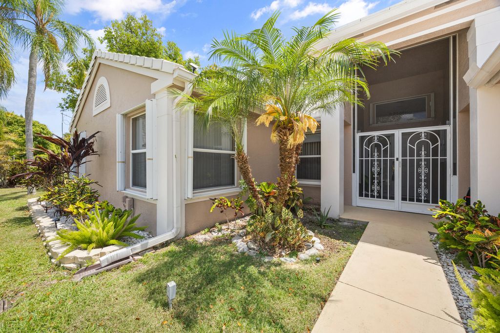 Photo of 4720 NW 7th Street, Deerfield Beach, FL 33442 (MLS # B26021652)