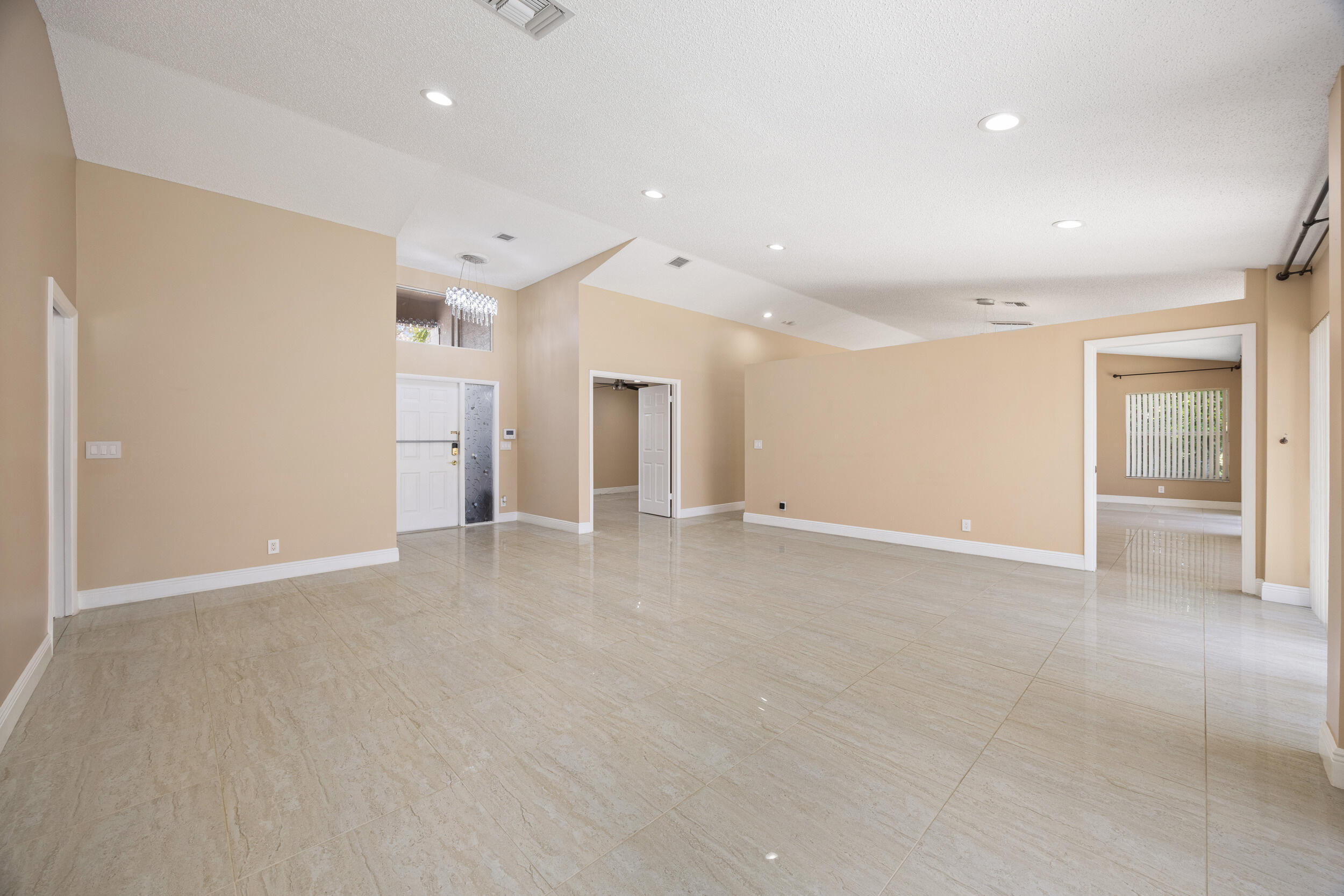 COQUINA LAKES - Residential