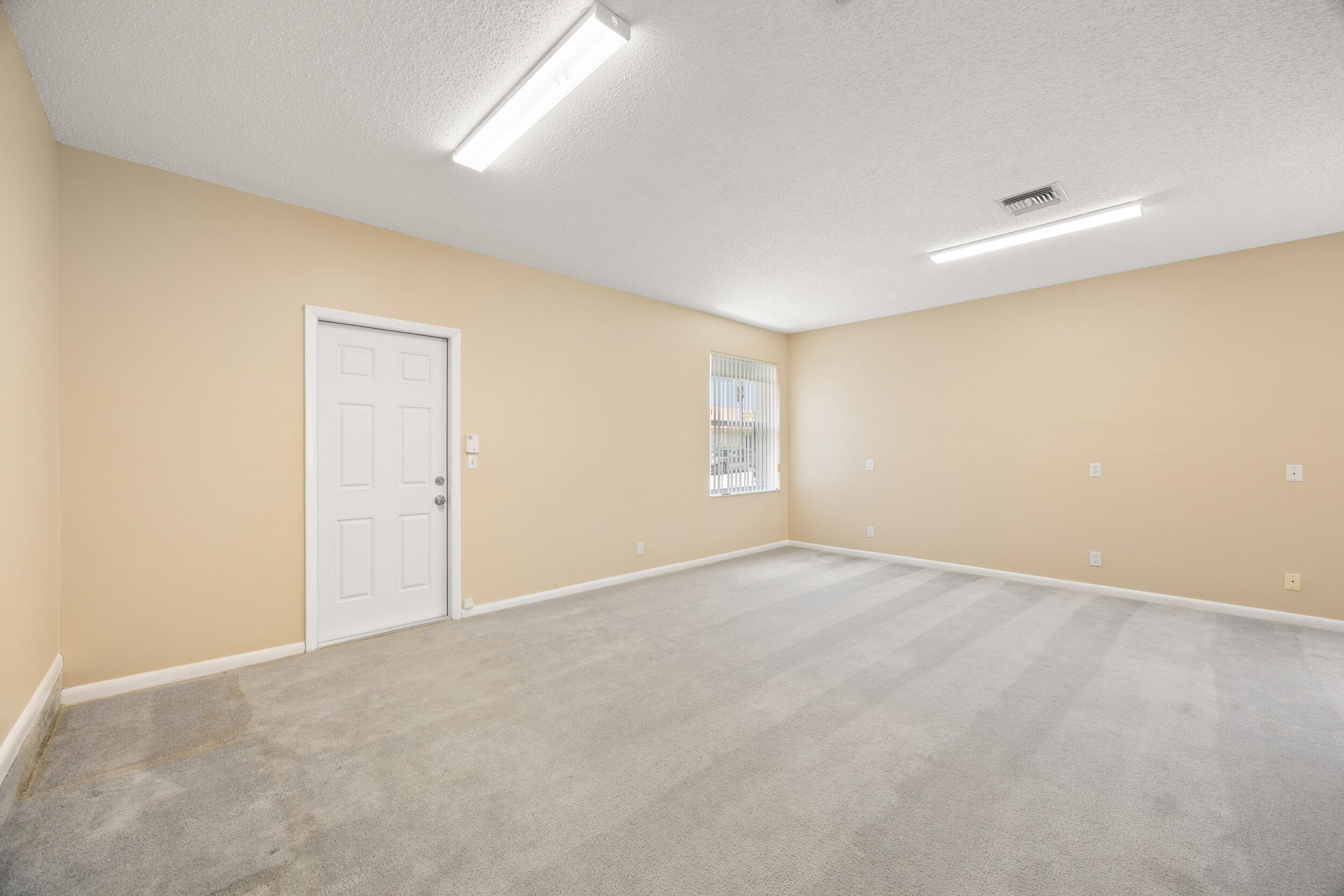 COQUINA LAKES - Residential