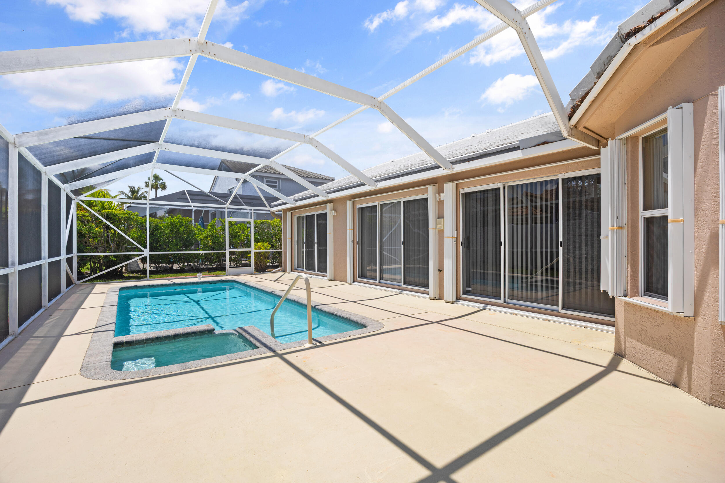 COQUINA LAKES - Residential