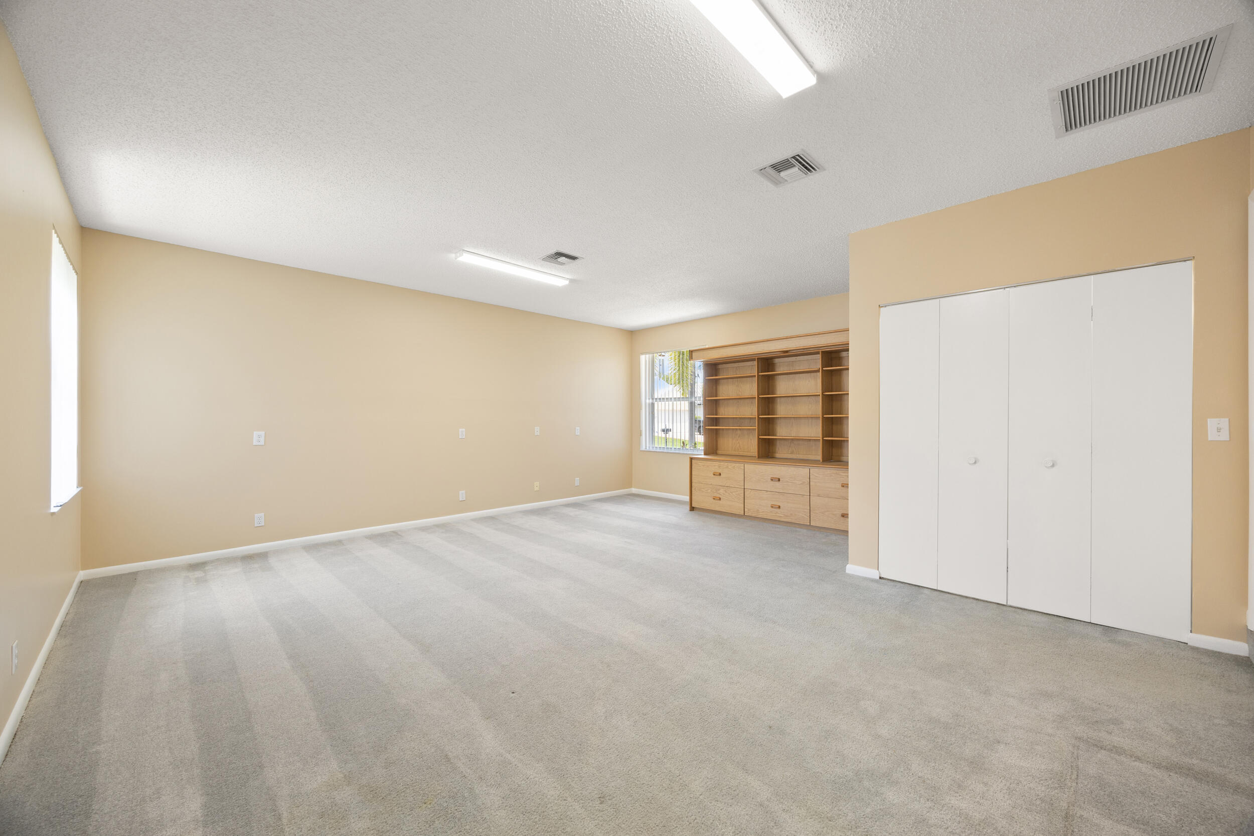 COQUINA LAKES - Residential