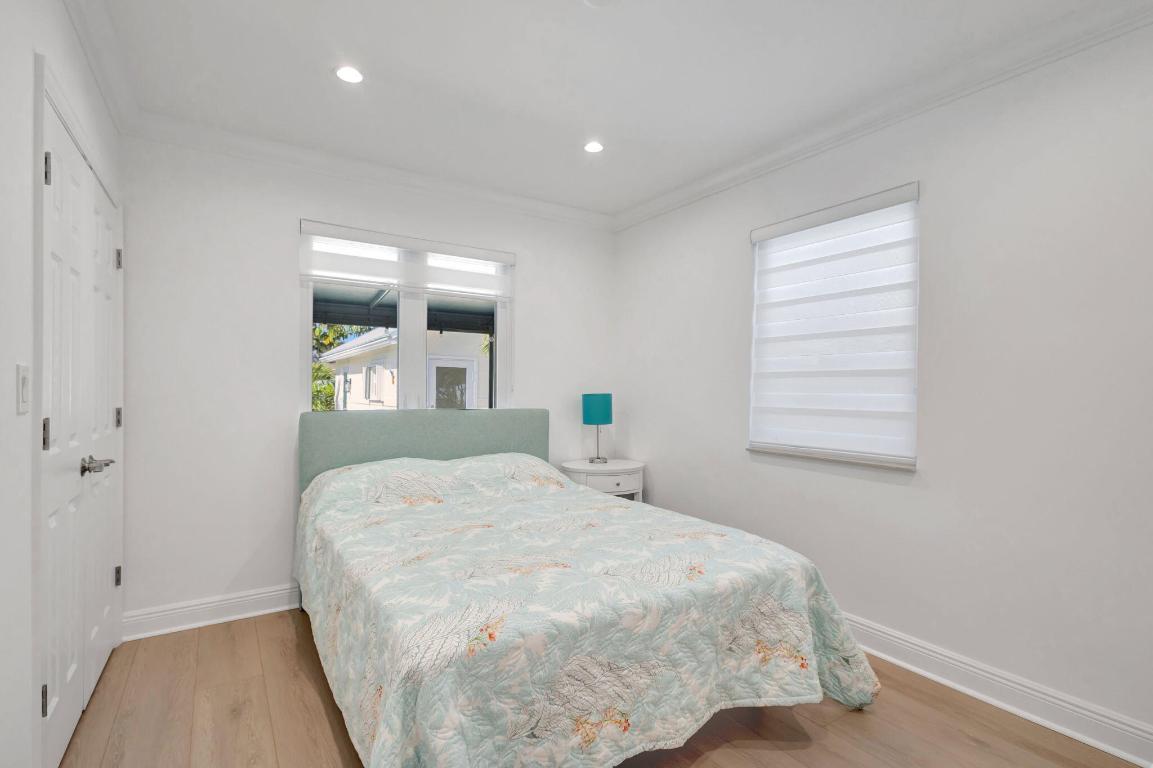 LITTLE RANCHES - Residential