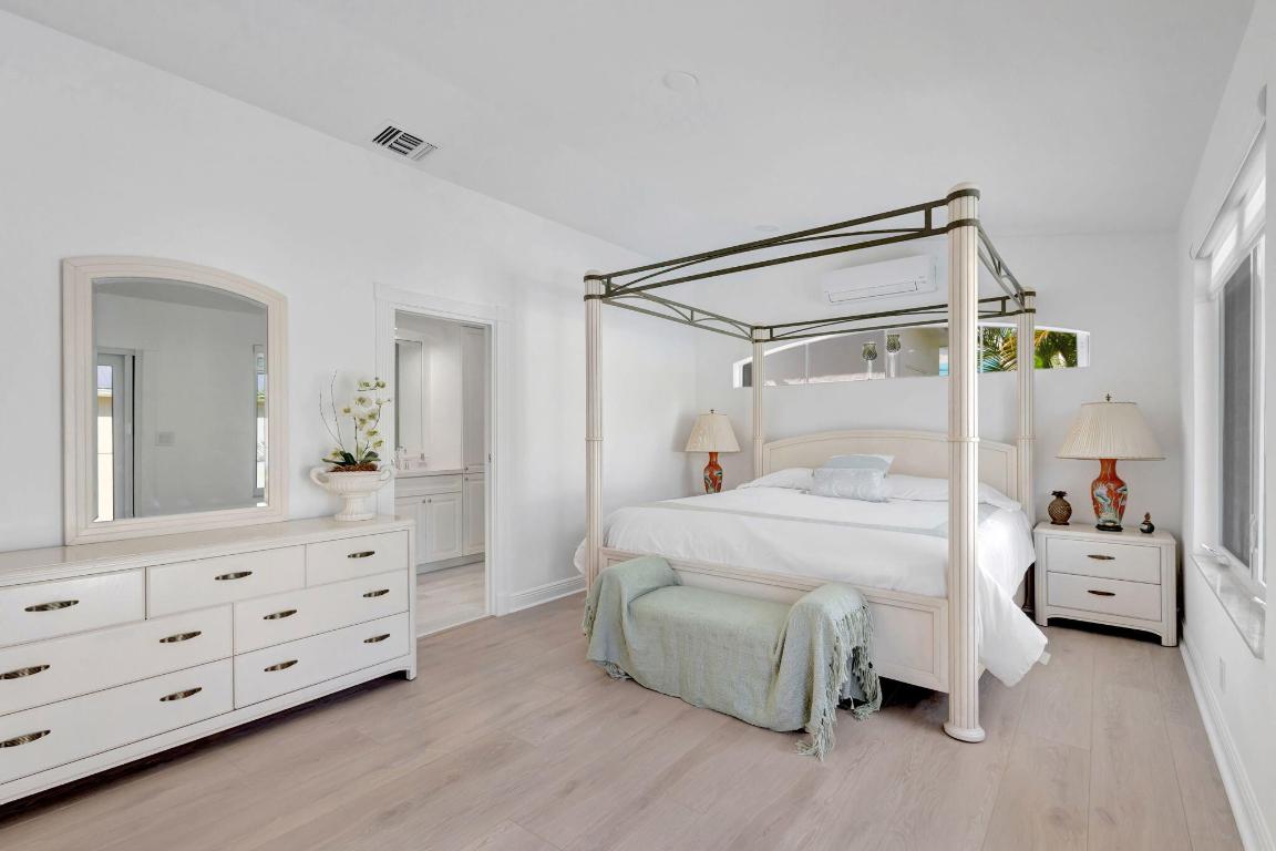 LITTLE RANCHES - Residential