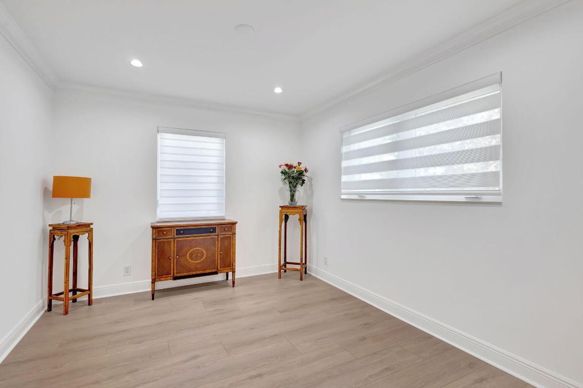 LITTLE RANCHES - Residential