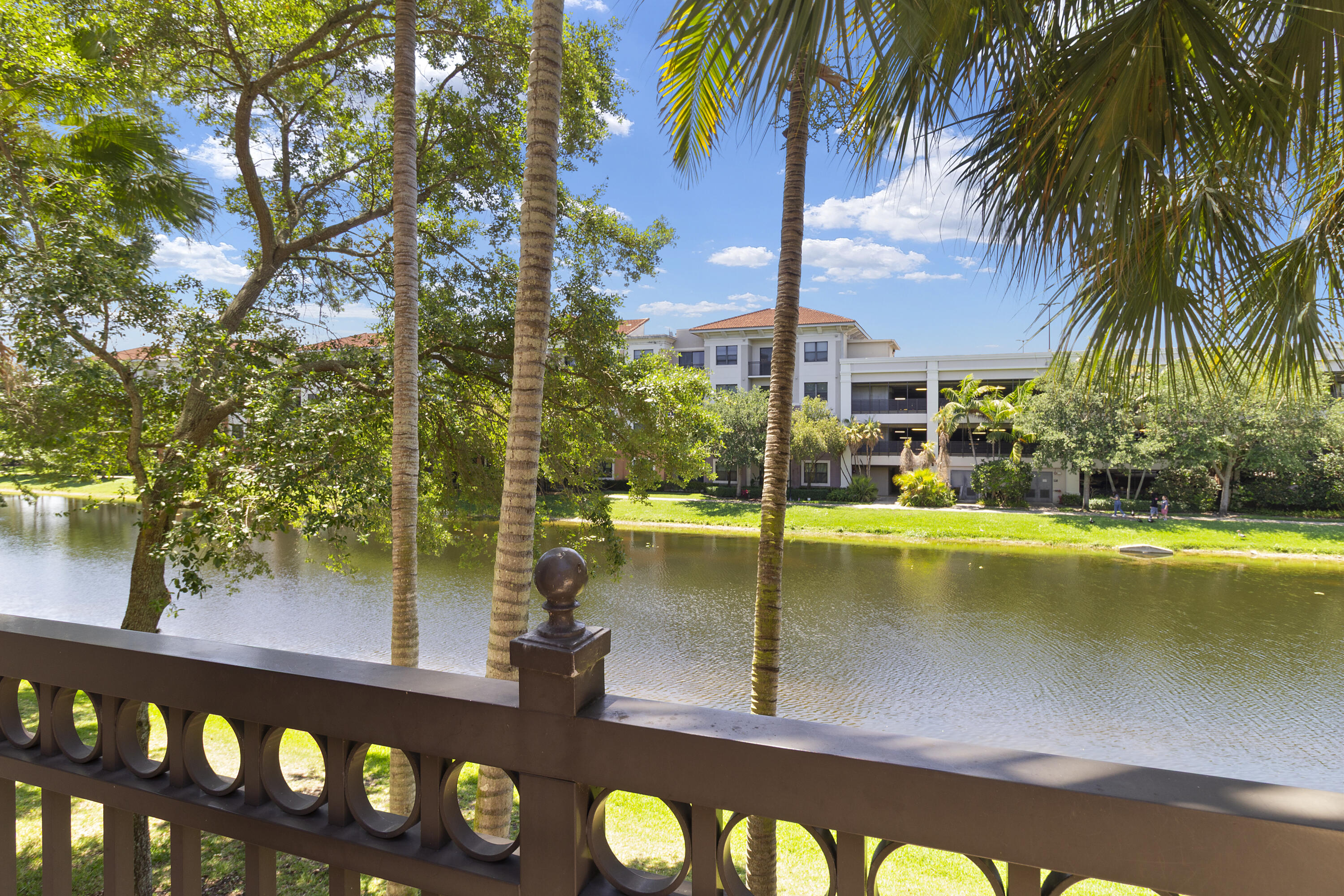 VILLA CARRARA CONDO - Residential