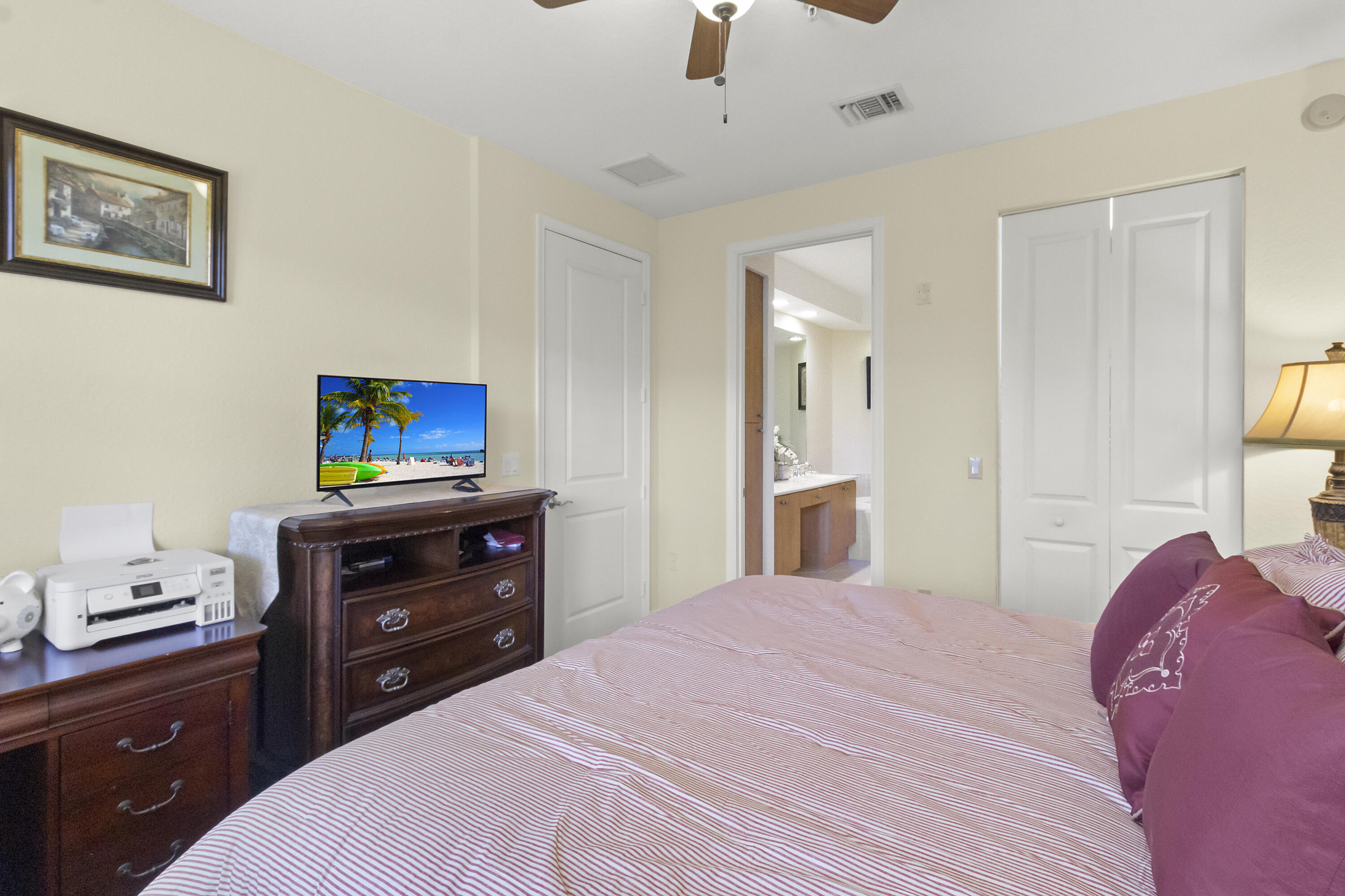 VILLA CARRARA CONDO - Residential