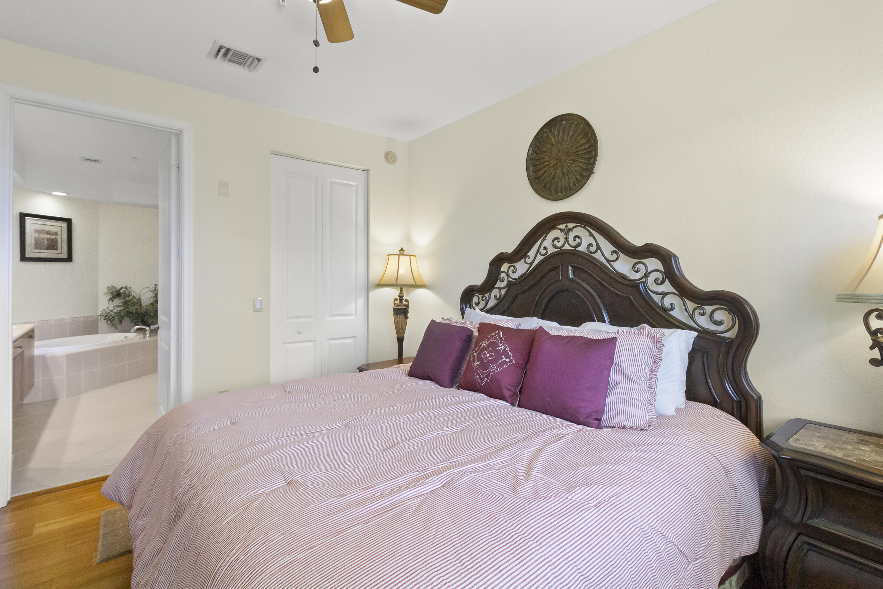 VILLA CARRARA CONDO - Residential