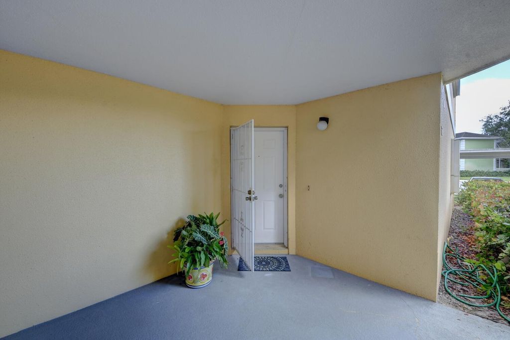 Photo of 71 SE Beech Tree Lane, Stuart, FL 34994 (MLS # R10805513)