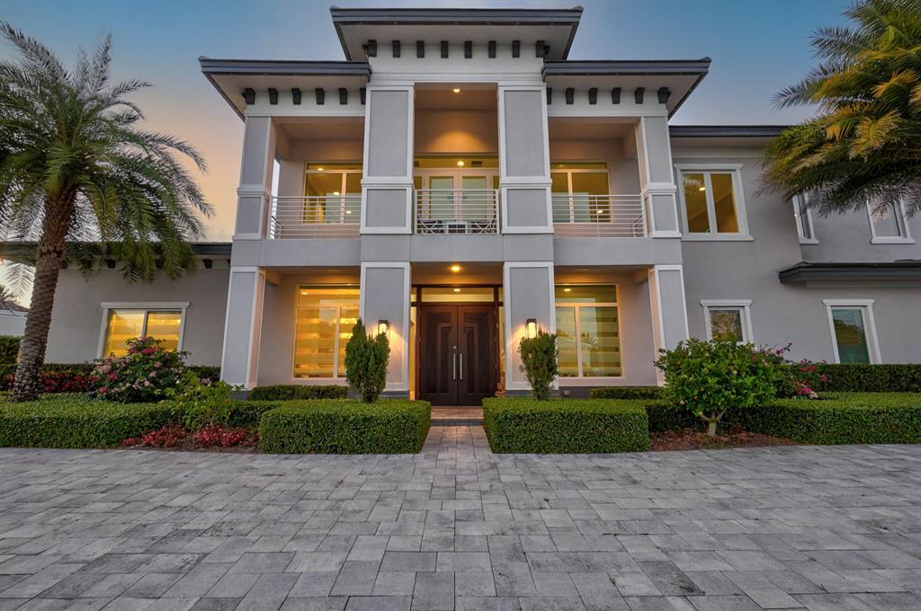 BOCA VILLAS - Residential