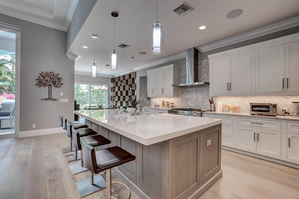 BOCA VILLAS - Residential