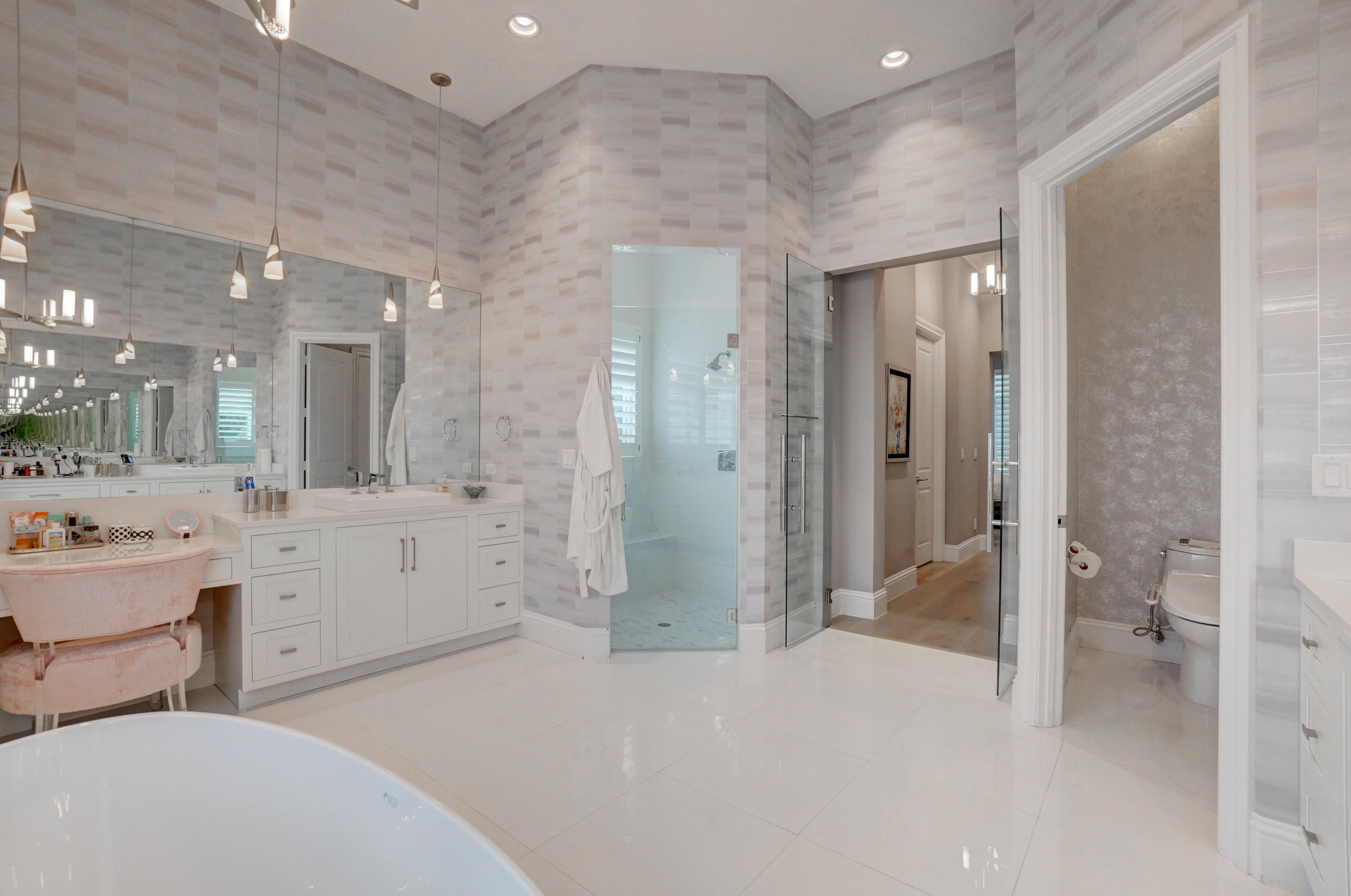 BOCA VILLAS - Residential