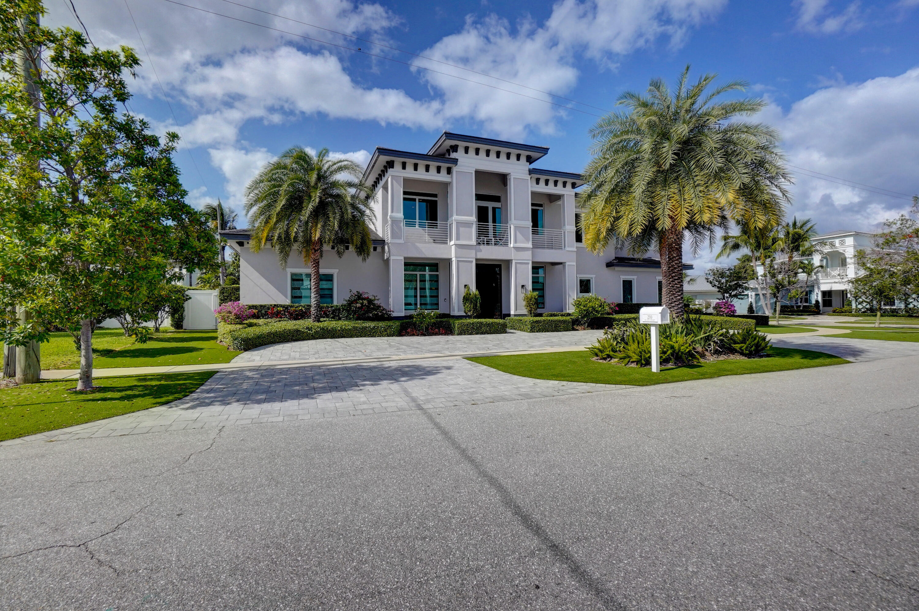 BOCA VILLAS - Residential