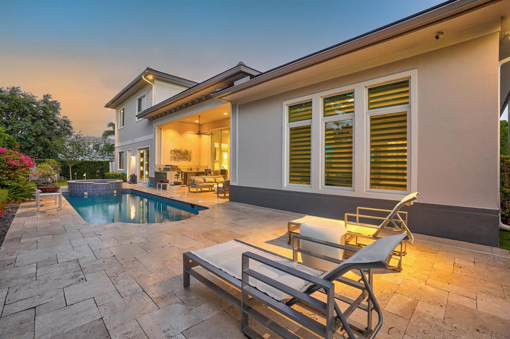 BOCA VILLAS - Residential