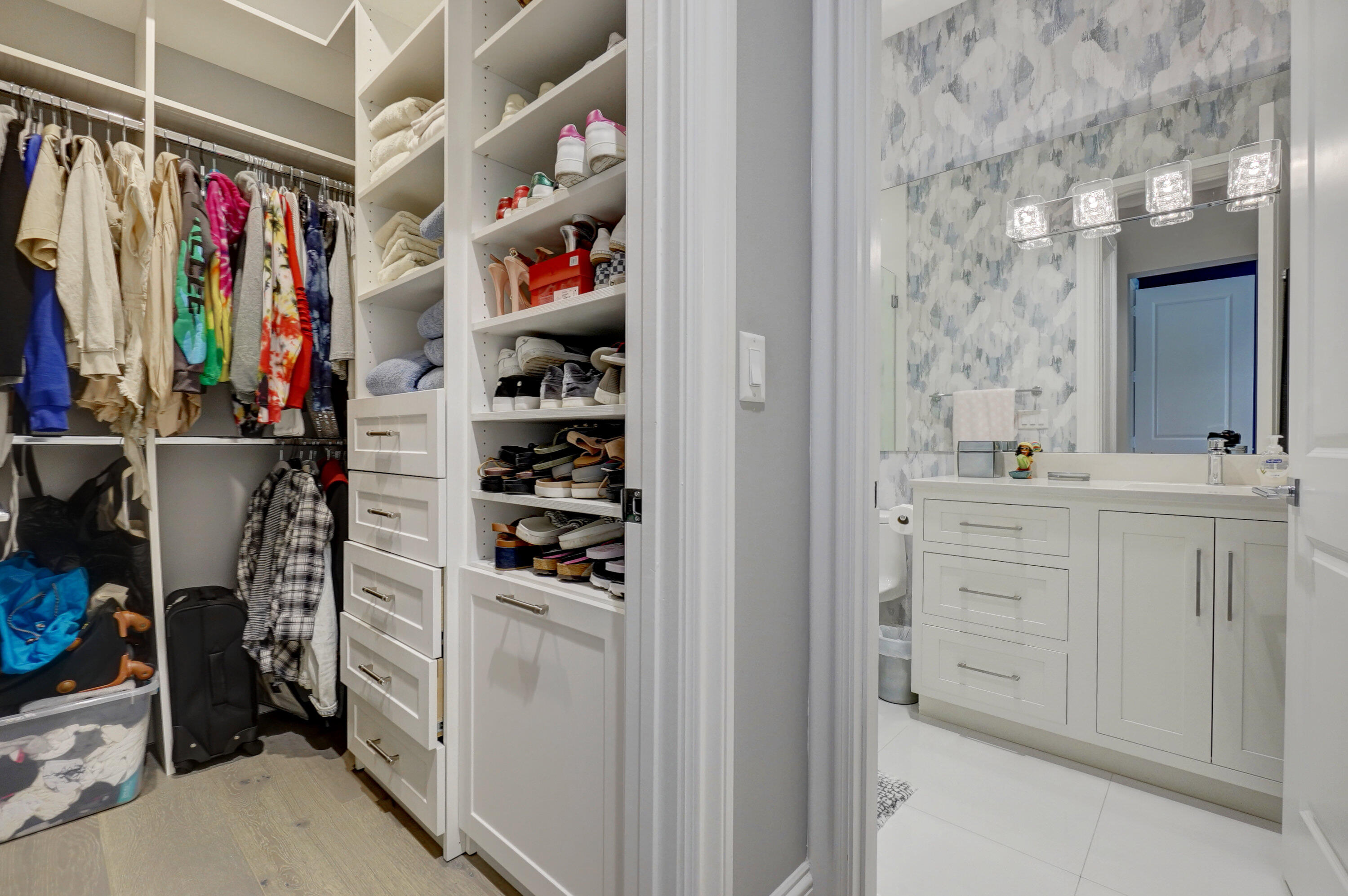 BOCA VILLAS - Residential