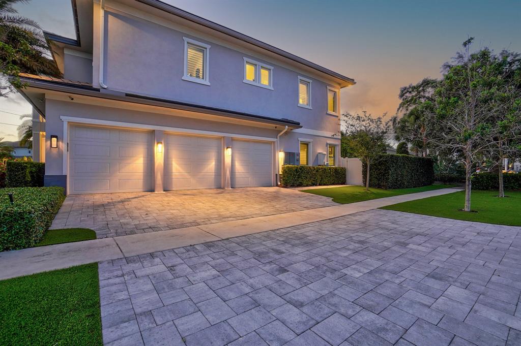 BOCA VILLAS - Residential