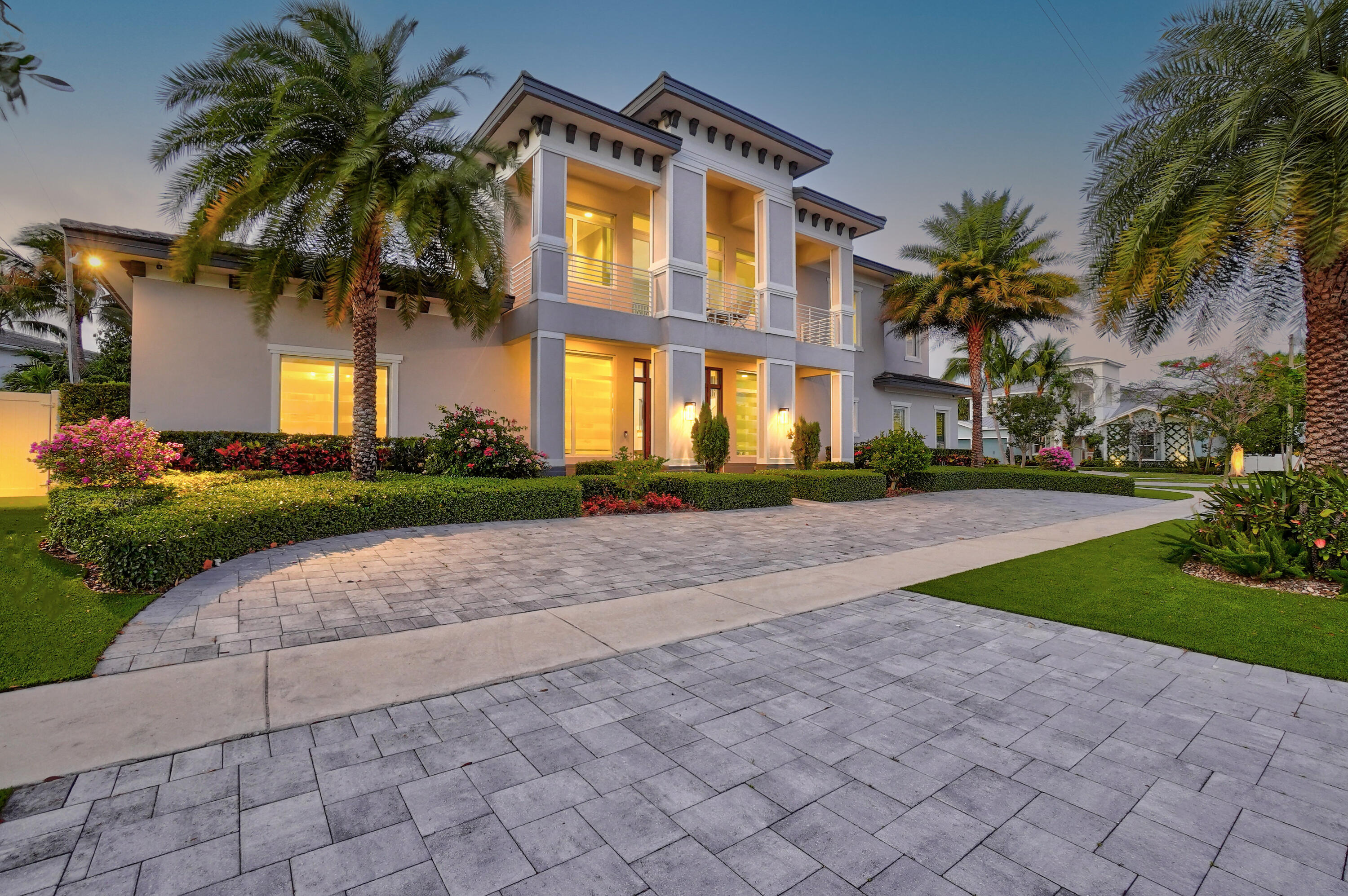 BOCA VILLAS - Residential