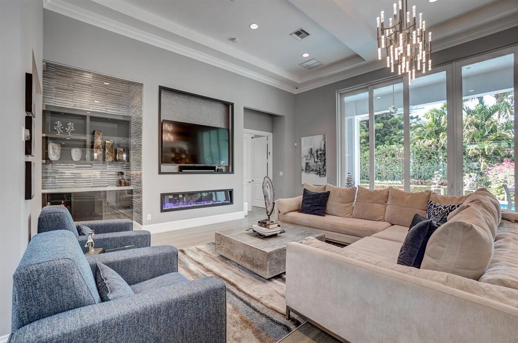 BOCA VILLAS - Residential