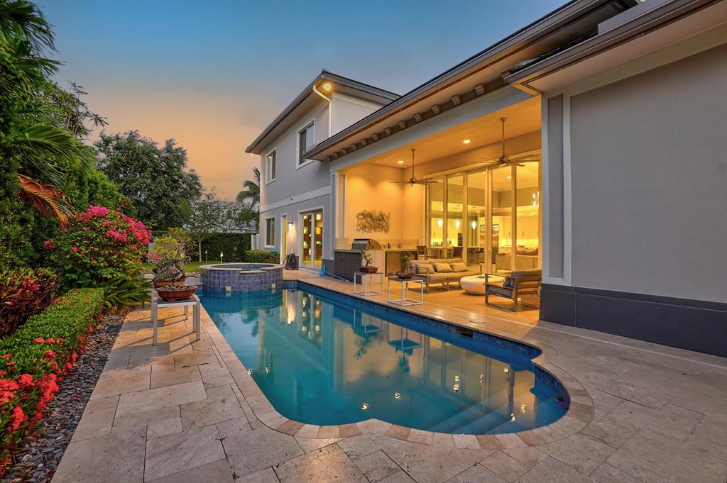 BOCA VILLAS - Residential