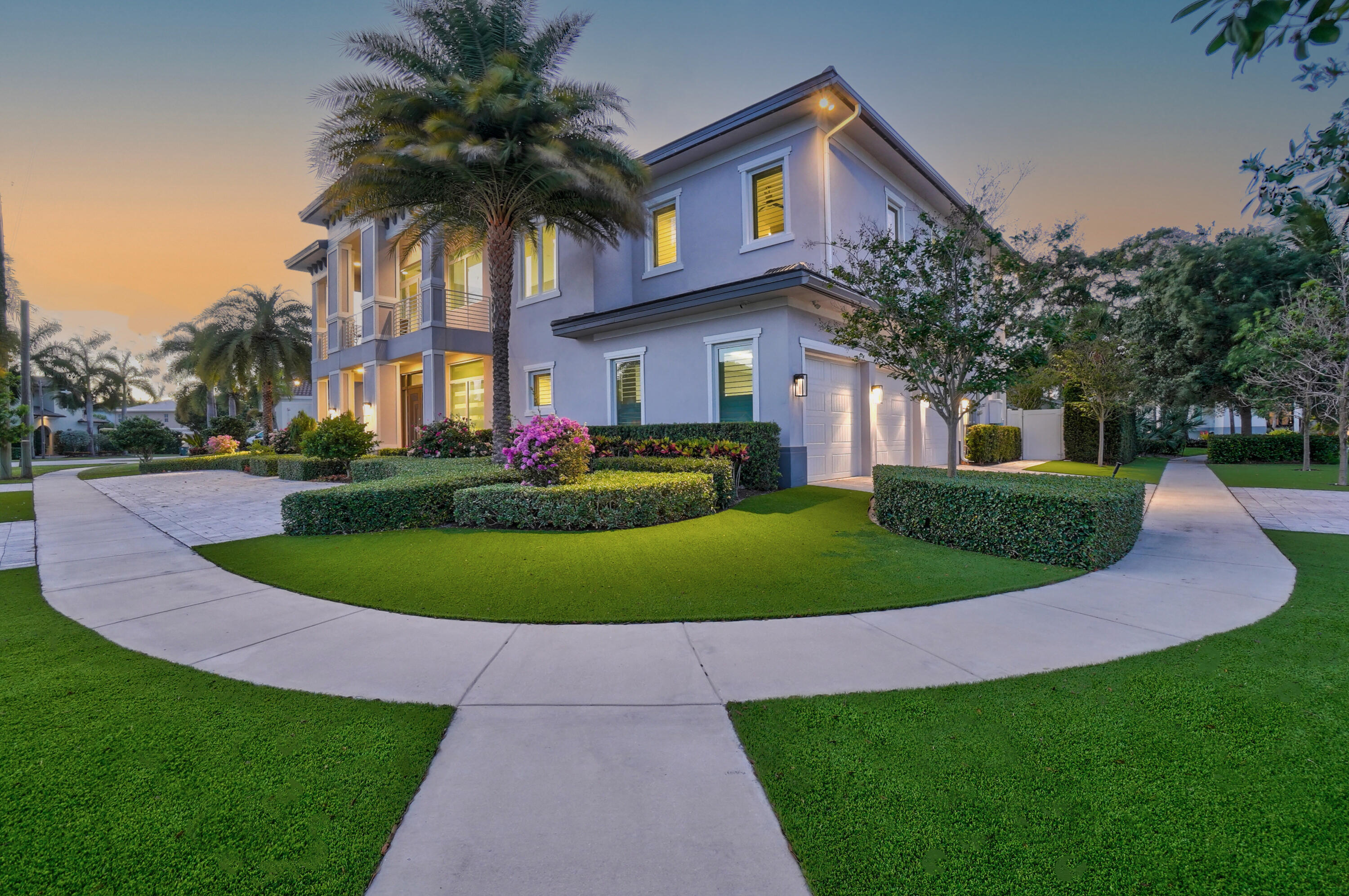 BOCA VILLAS - Residential