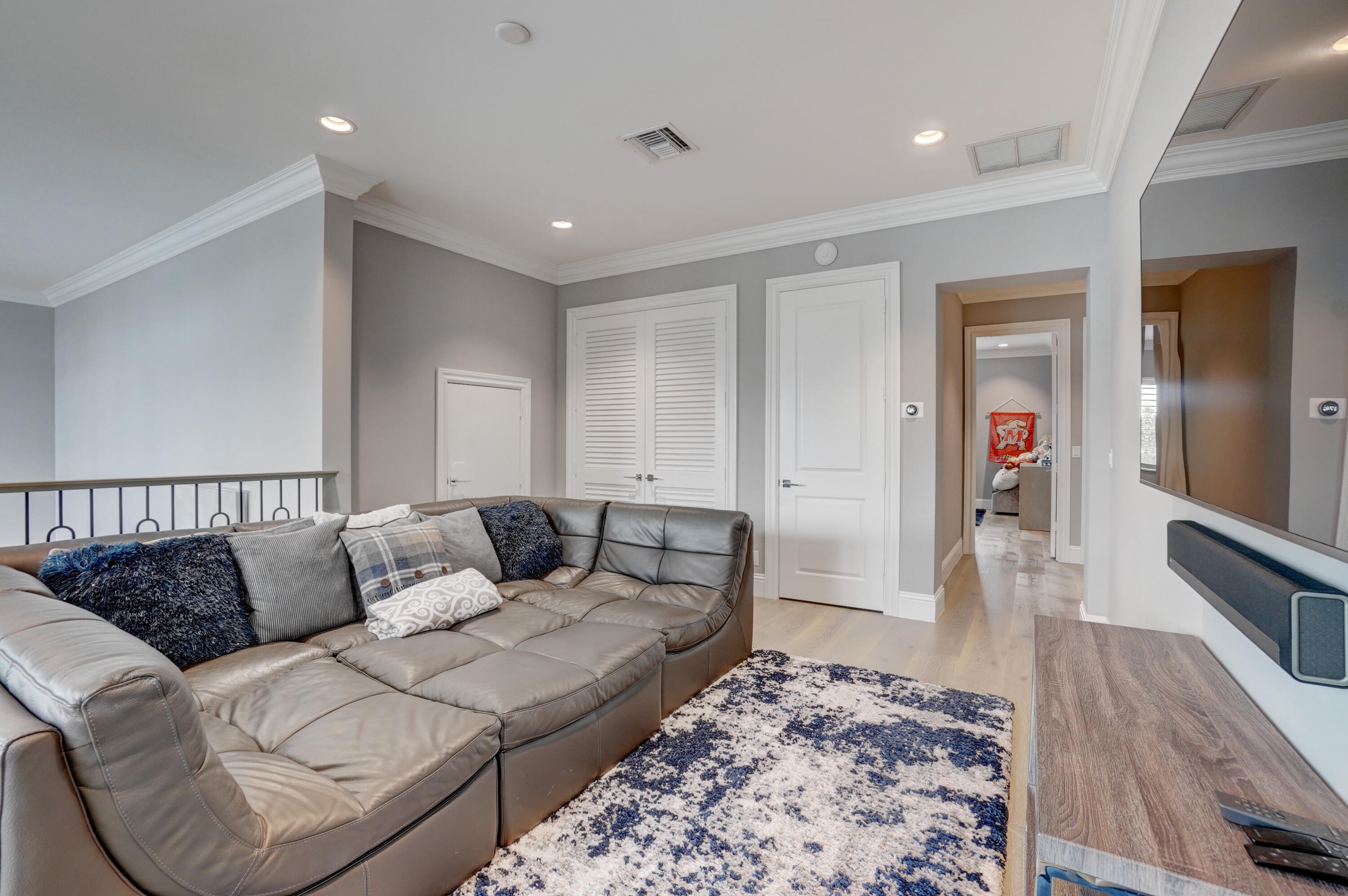 BOCA VILLAS - Residential