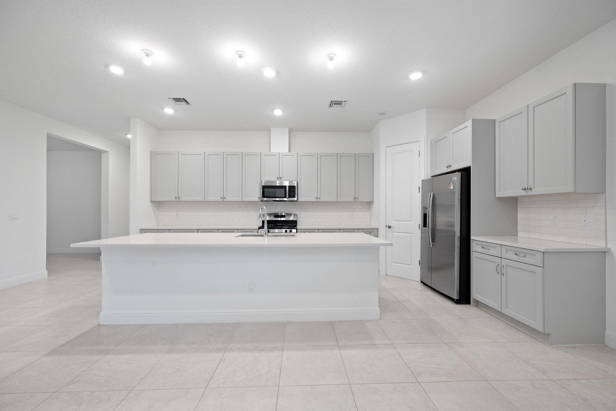 CRESSWIND PALM BEACH - Residential Lease