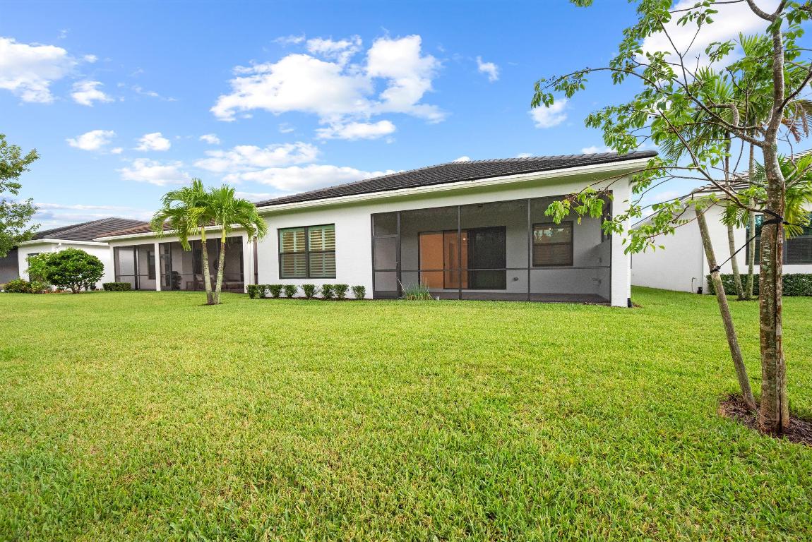 CRESSWIND PALM BEACH - Residential Lease