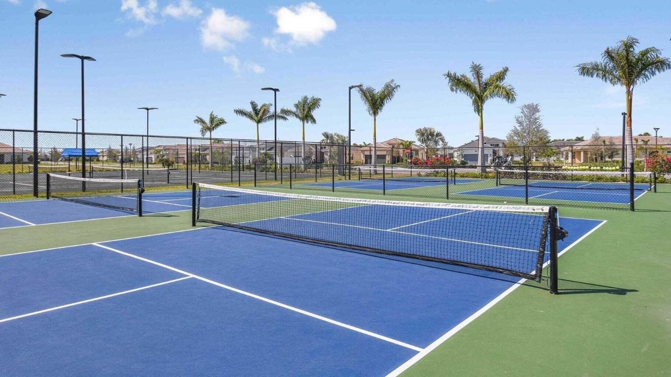CRESSWIND PALM BEACH - Residential Lease