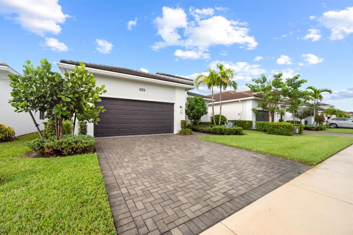 CRESSWIND PALM BEACH - Residential Lease