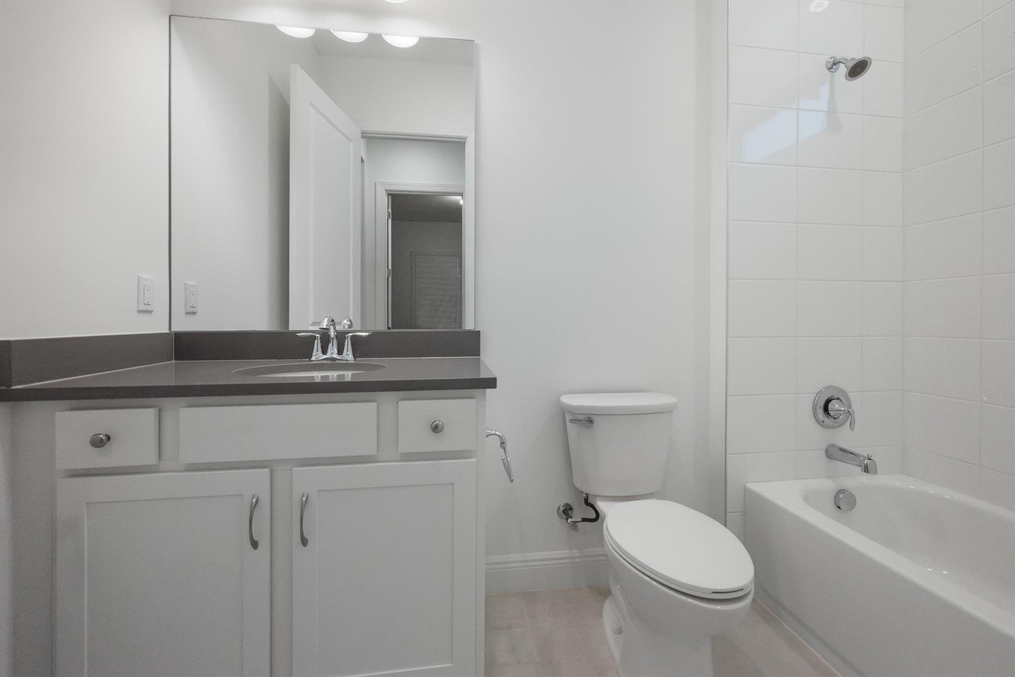 CRESSWIND PALM BEACH - Residential Lease
