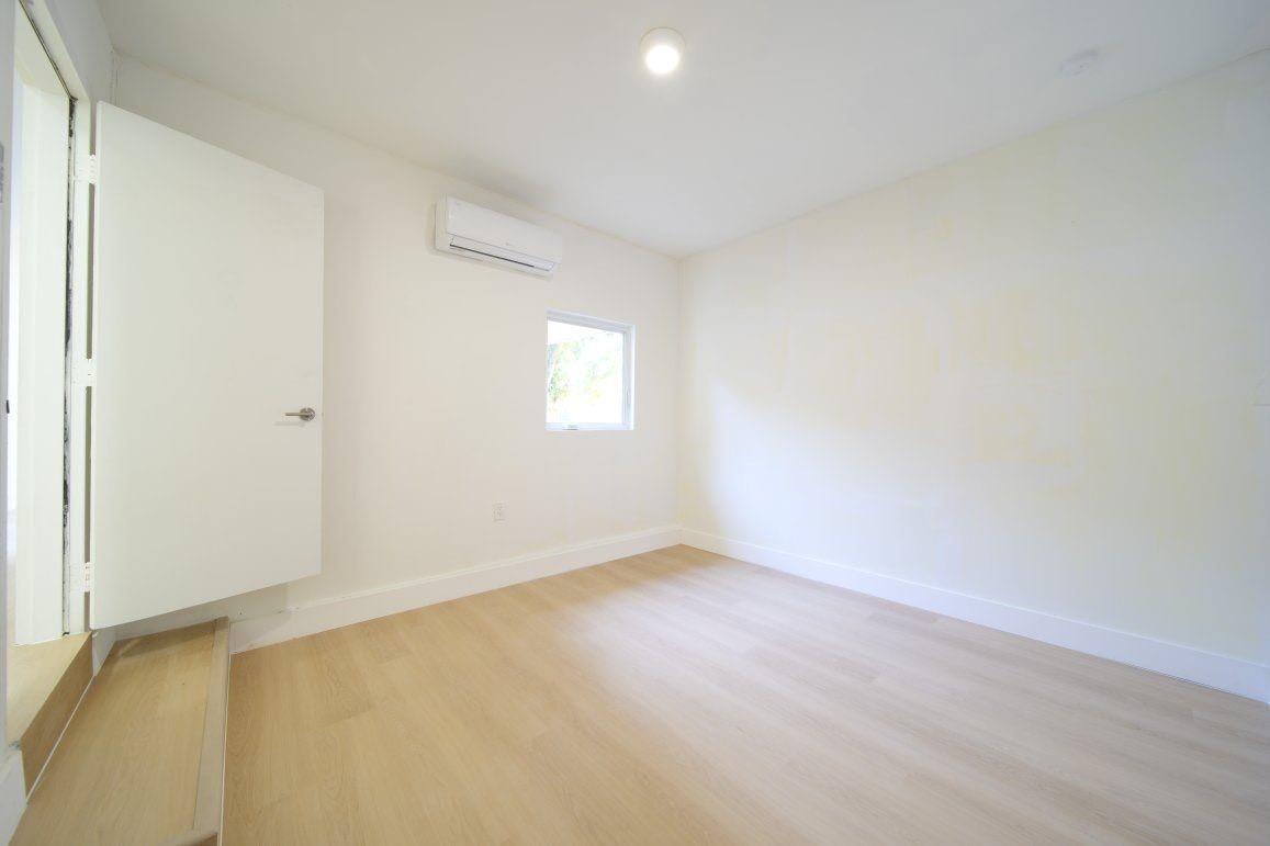 MAINLANDS OF TAMARAC LAKE - Residential