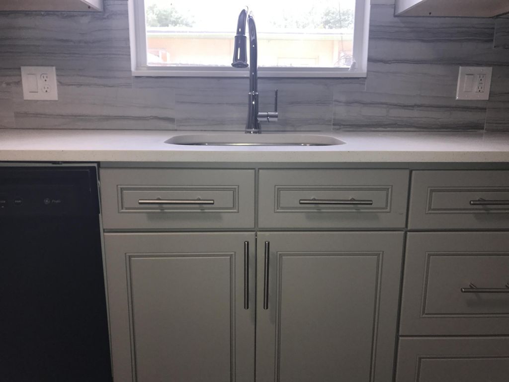 Photo of 142 SW 8th Avenue, Delray Beach, FL 33444 (MLS # B26025536)