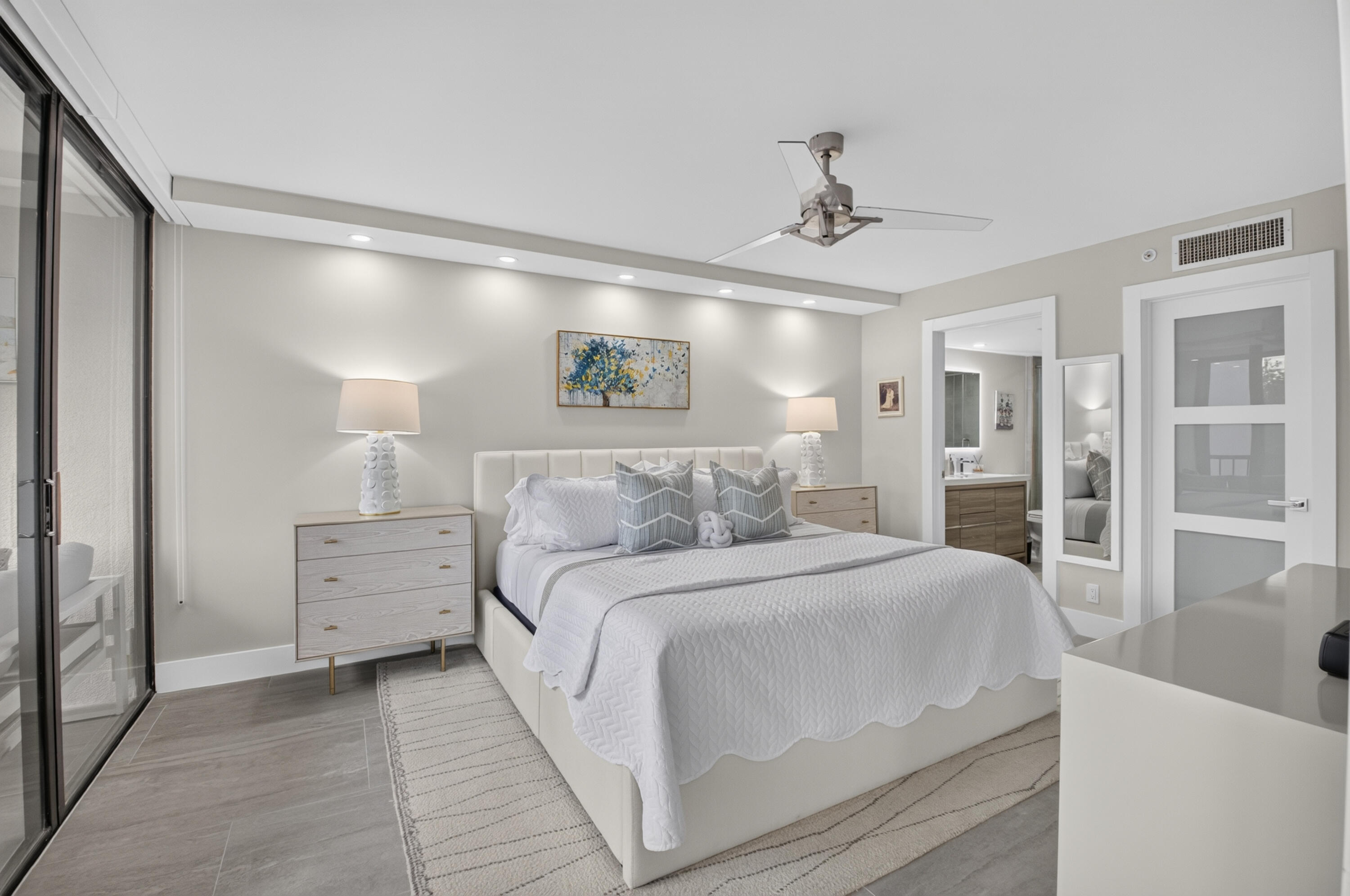 7835 Lakeside Boulevard 944