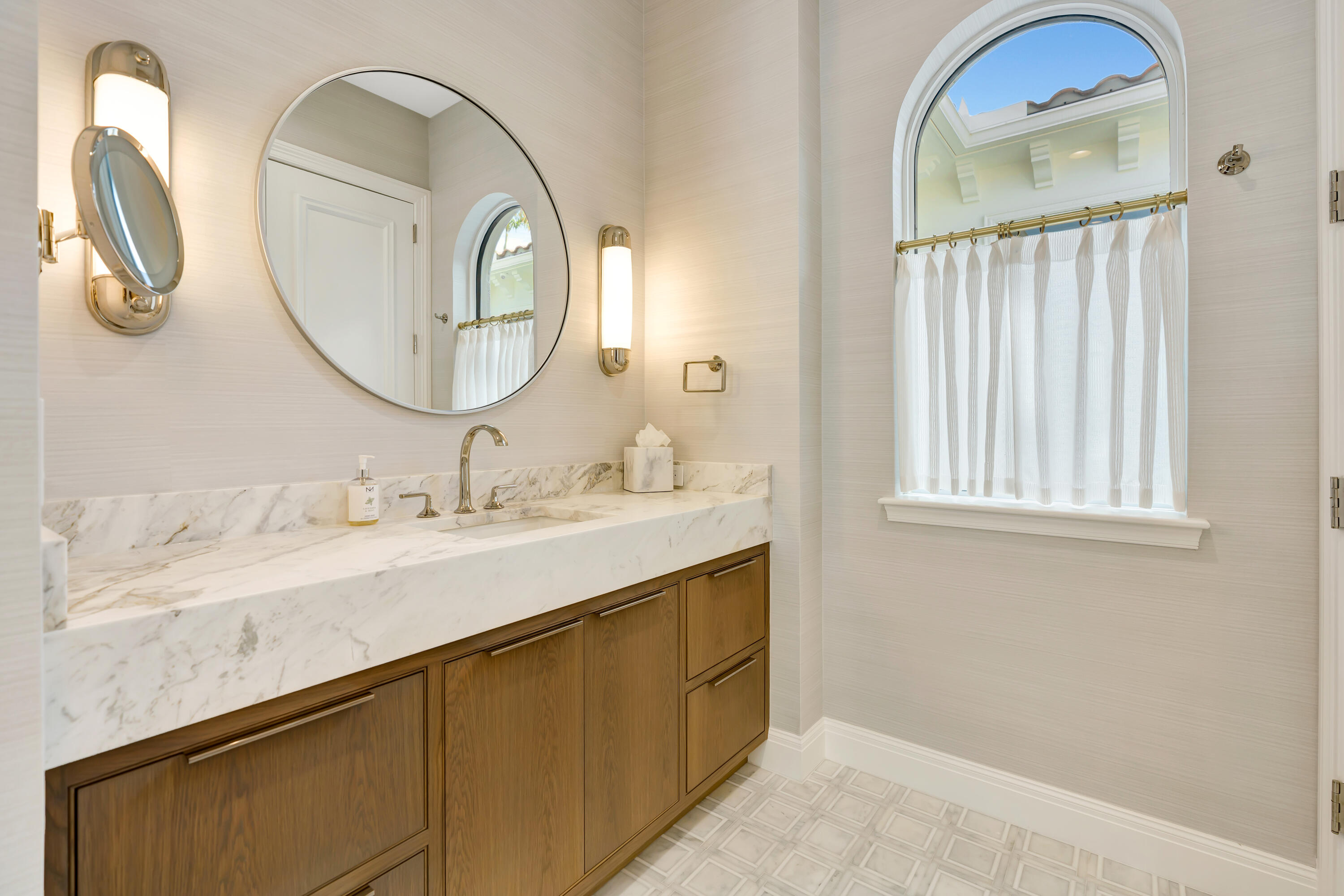 OLD PALM 2 - Residential