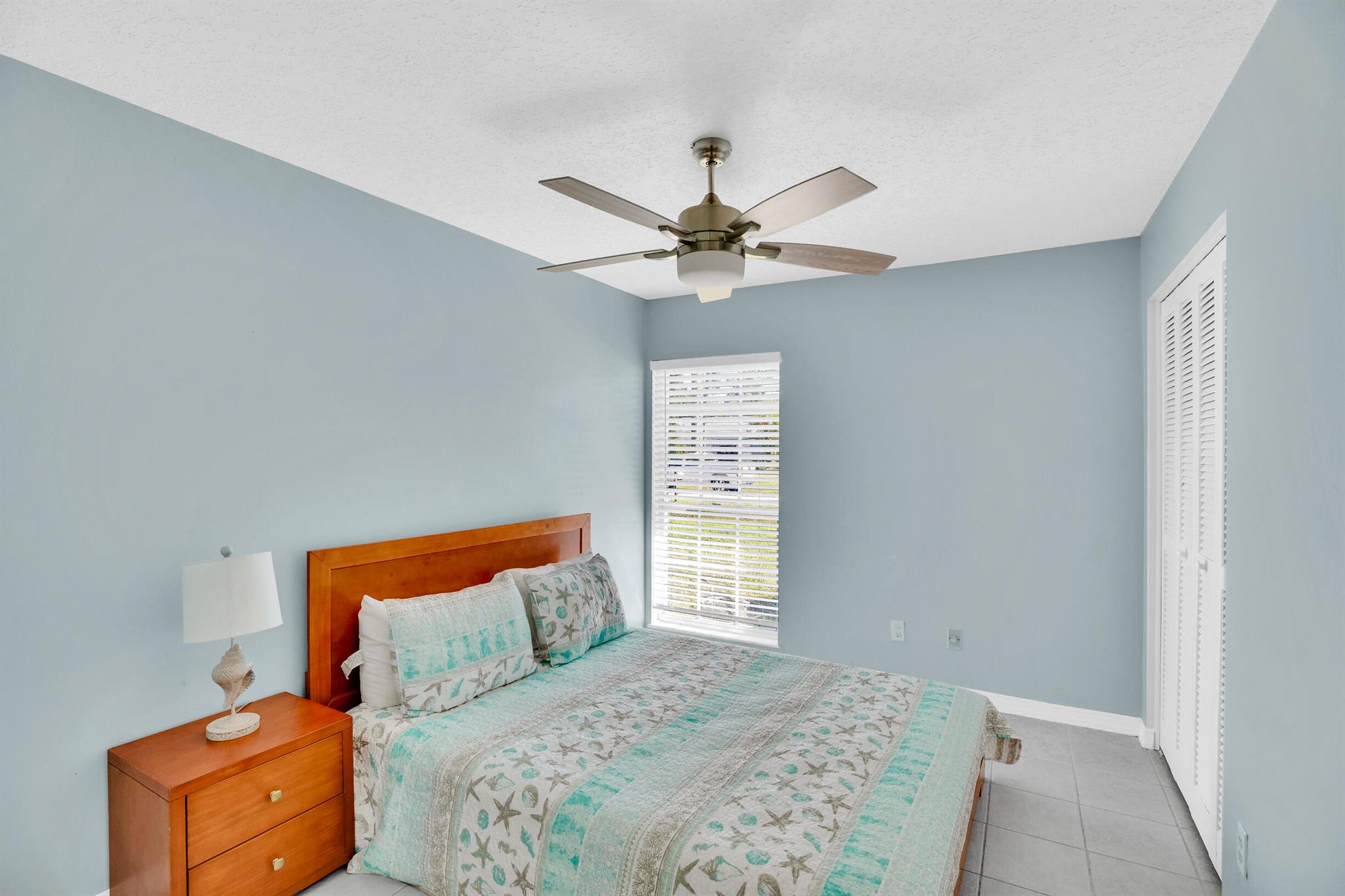 INDIAN RIVER HEIGHTS UNIT - Residential Lease