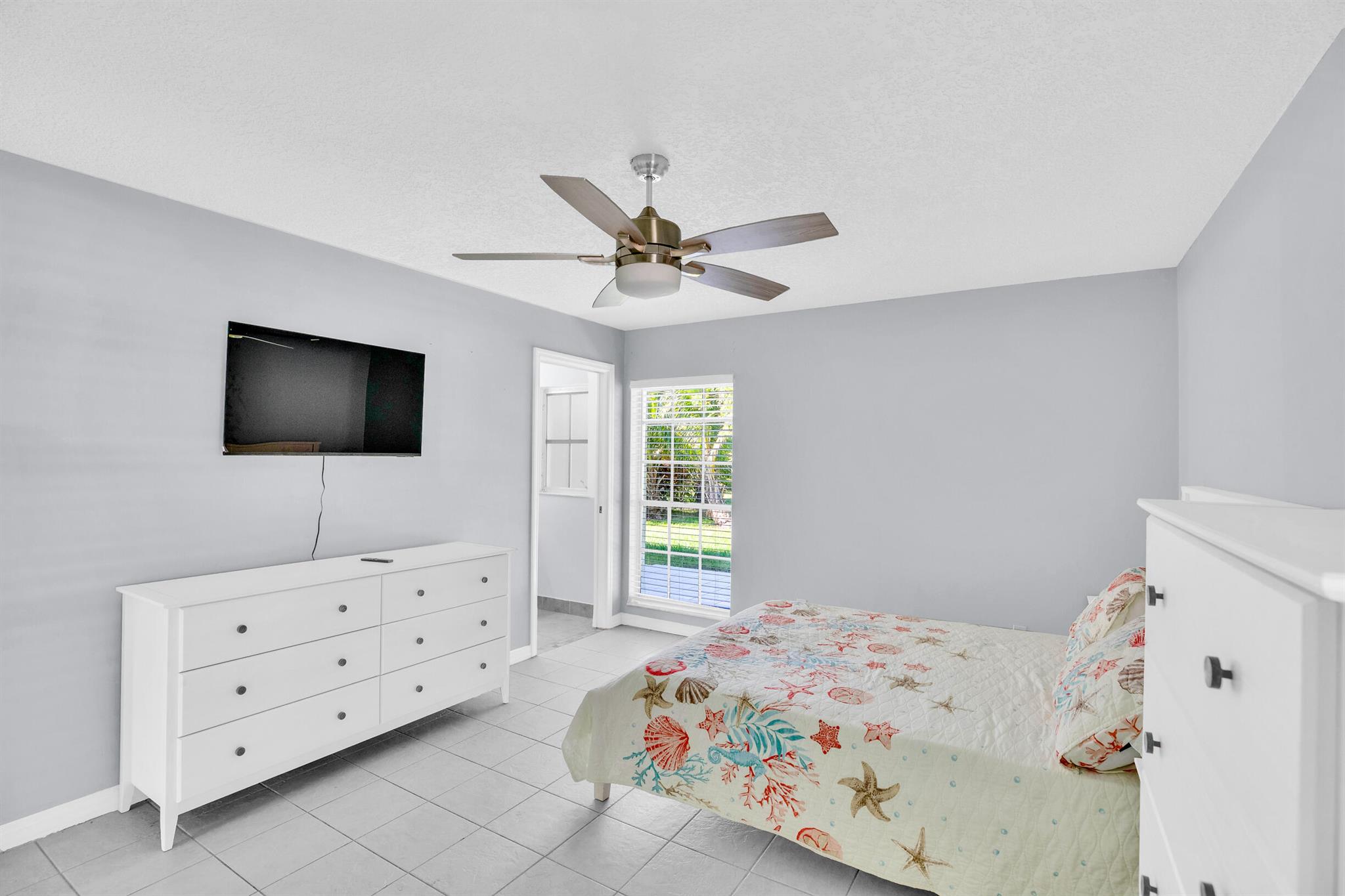 INDIAN RIVER HEIGHTS UNIT - Residential Lease