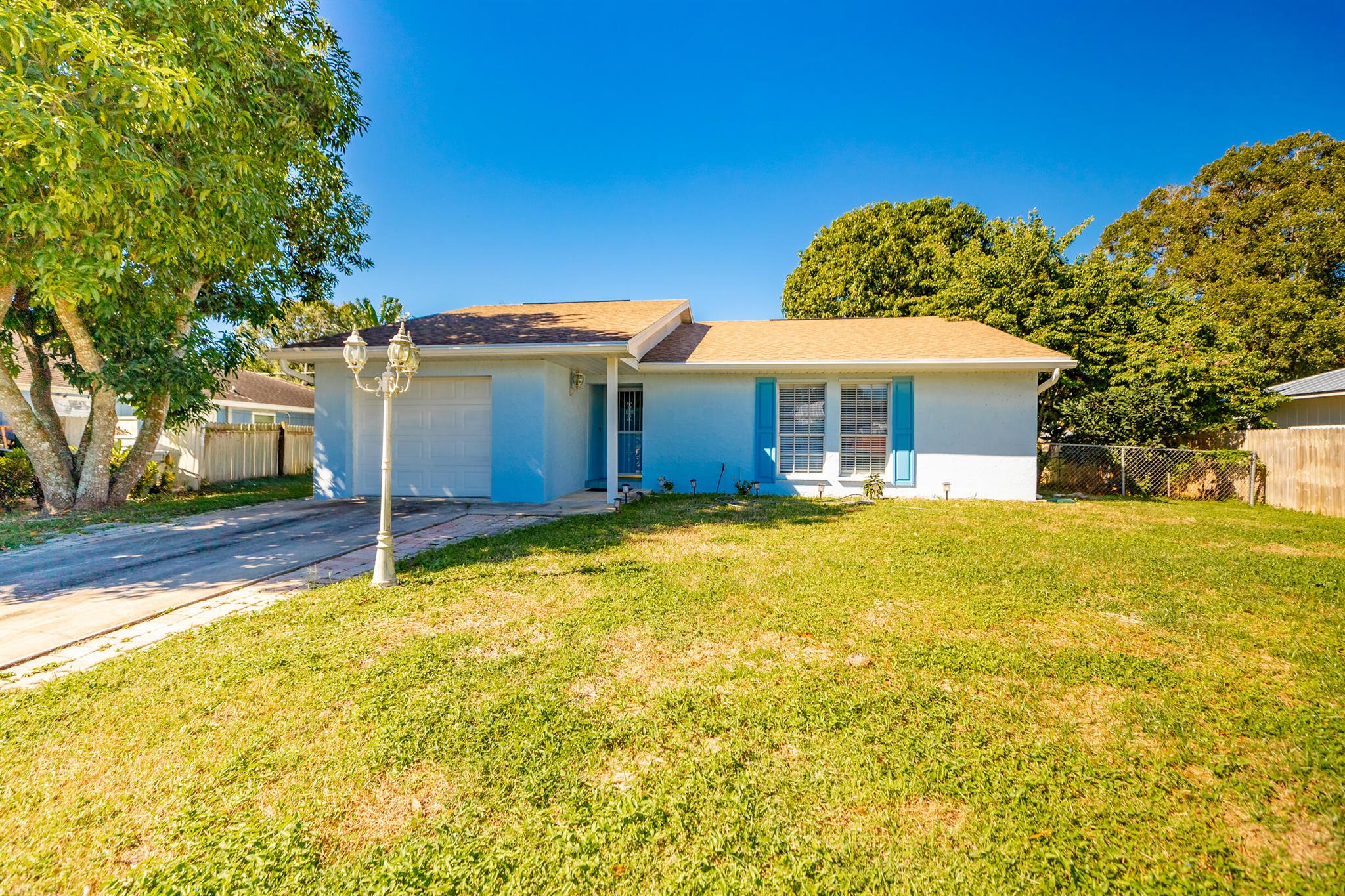 INDIAN RIVER HEIGHTS UNIT - Residential Lease