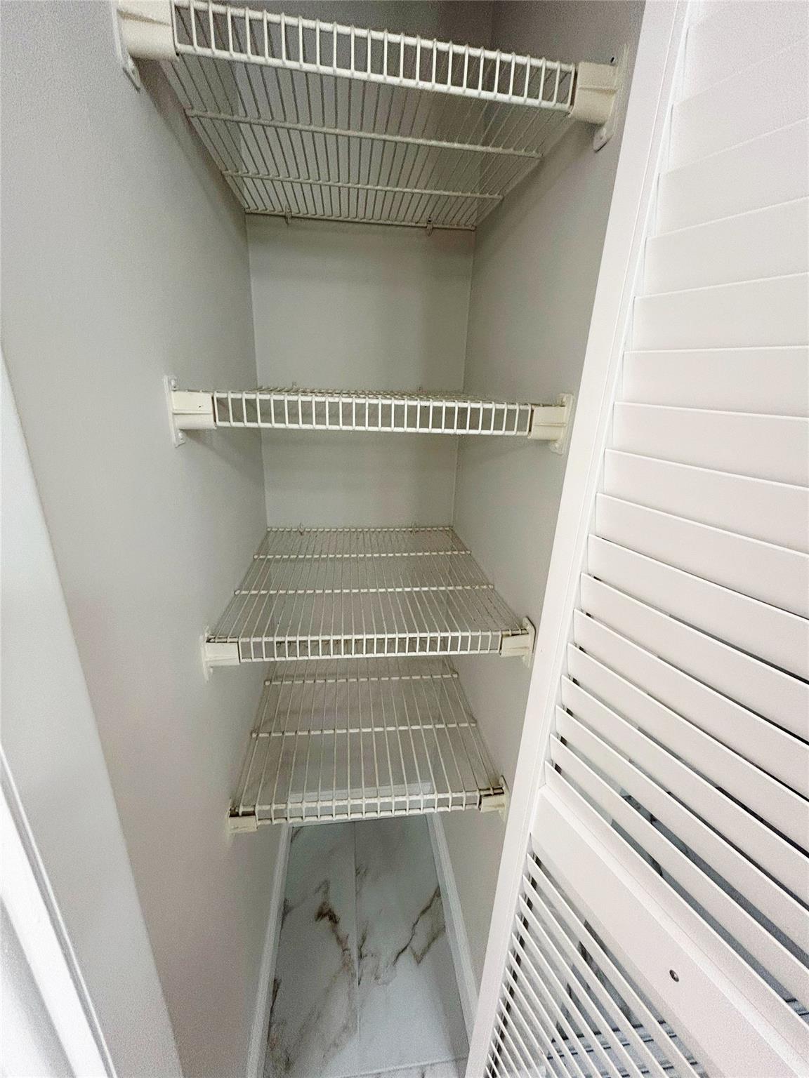 Polynesian Gardens Condo - Residential Lease