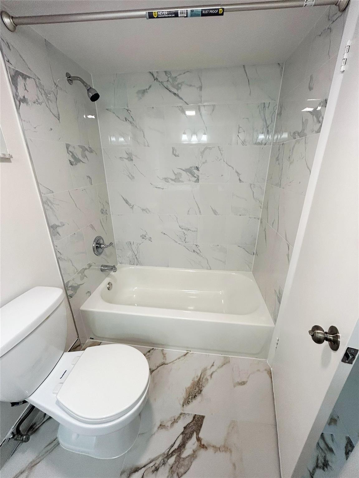 Polynesian Gardens Condo - Residential Lease