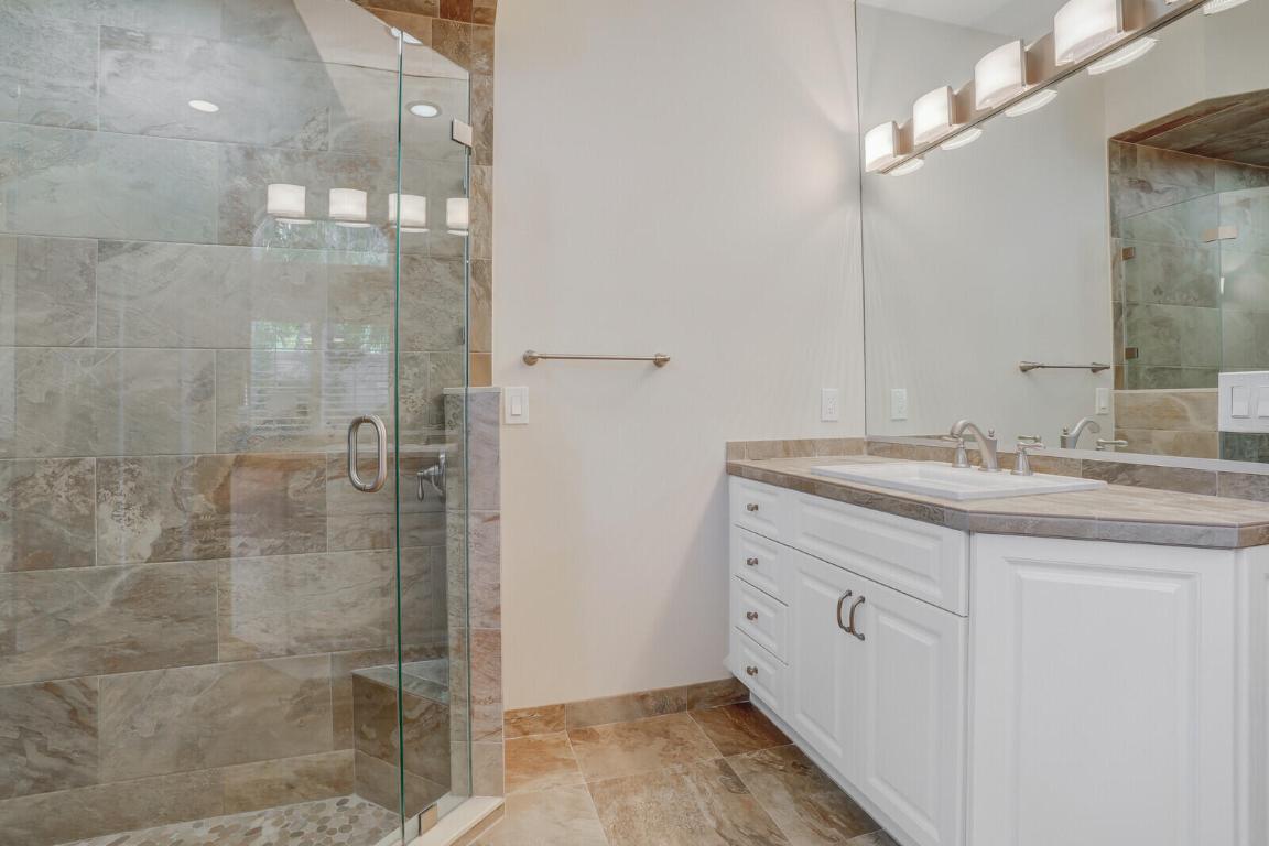 Marina Bay - Residential