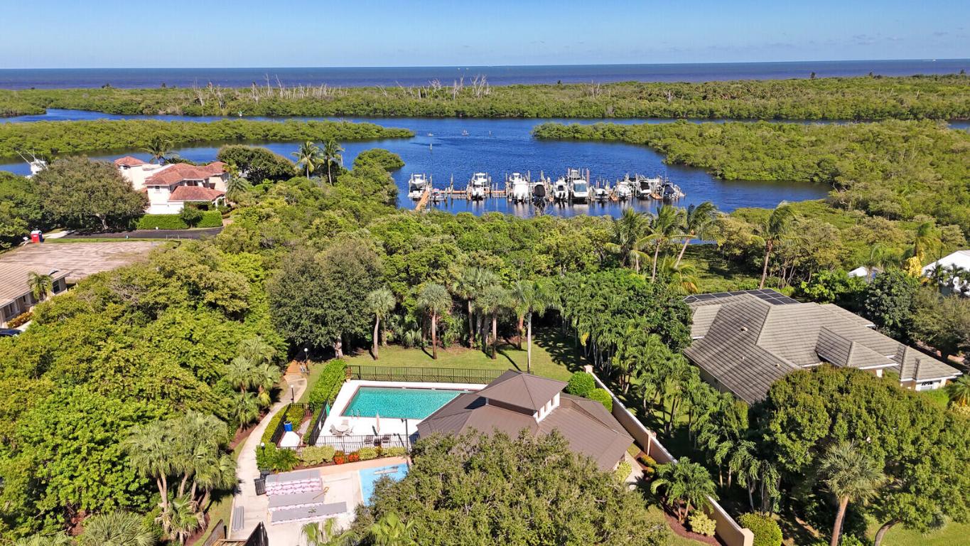 Marina Bay - Residential