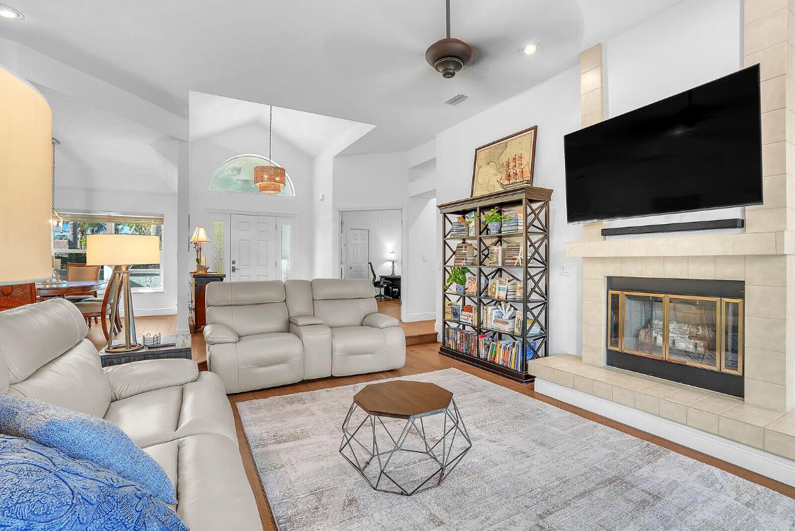 Marina Bay - Residential