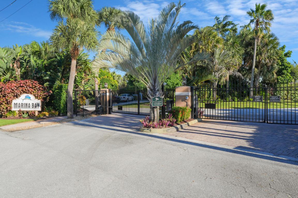 Marina Bay - Residential