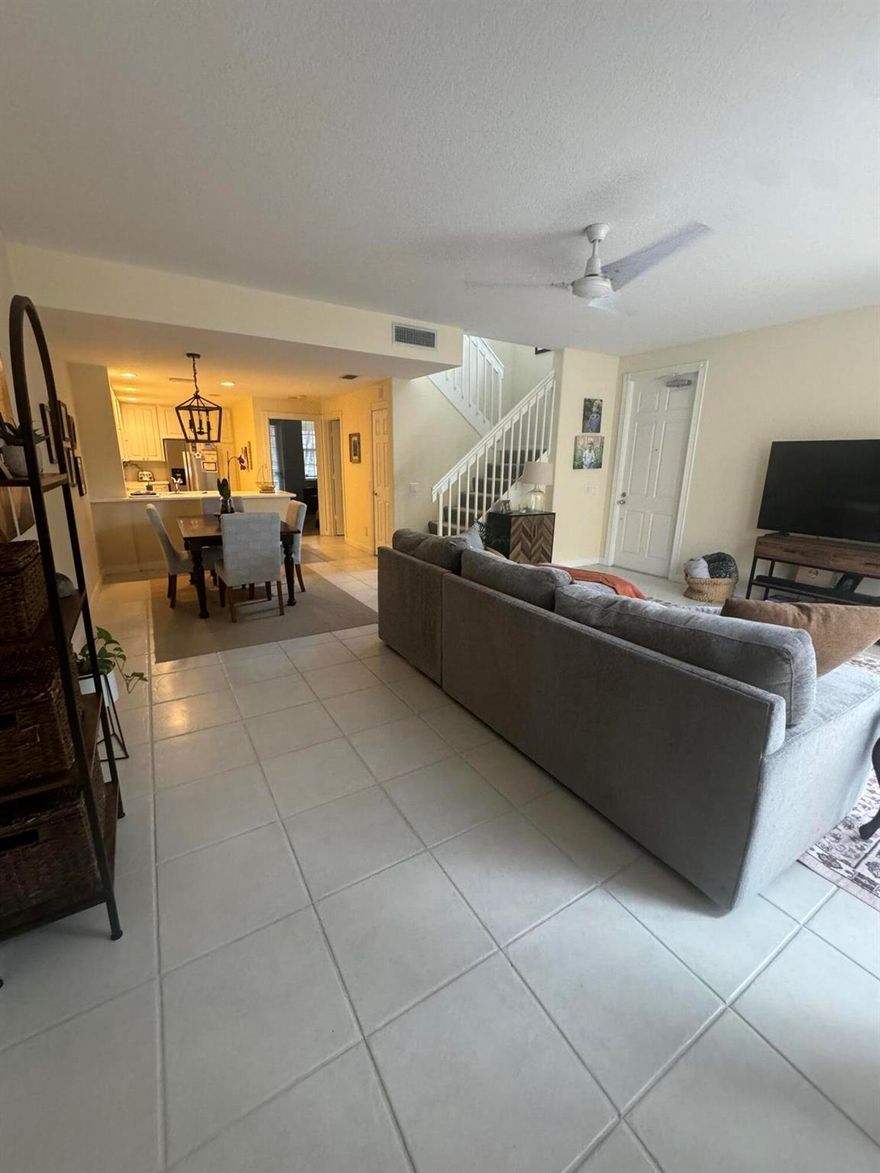 Spacious 4 Bedroom, 3 full baths 2 story townhome located in Tuscany at Abacoa.  The downstairs bedroom has a seperate entrance, perfect for your guests, or home office/den.  Large Main Bedroom with walk- in closets, 2nd floor laundry room, lots of storage, oversized patio perfect for entertaining, 2 car garage, and central vacuum. Tuscany in Abacoa offers a beautiful clubhouse and pool. Walk or bike to all that Abacoa has to offer which includes golf, greenways, Roger Dean Stadium, Spring Training, parks with tennis and basketball, numerous restaurants, and retail. Minutes to area beaches. Abacoa is truly a live, work, play community!